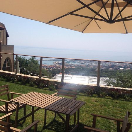 Agriturismo "I Castellari" П'єтра-Лігуре Номер фото