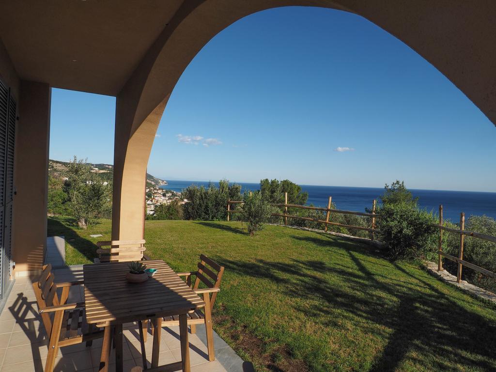 Agriturismo "I Castellari" П'єтра-Лігуре Номер фото